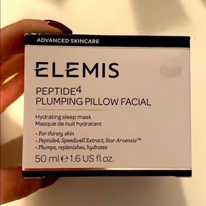 Hydrating sleep mask